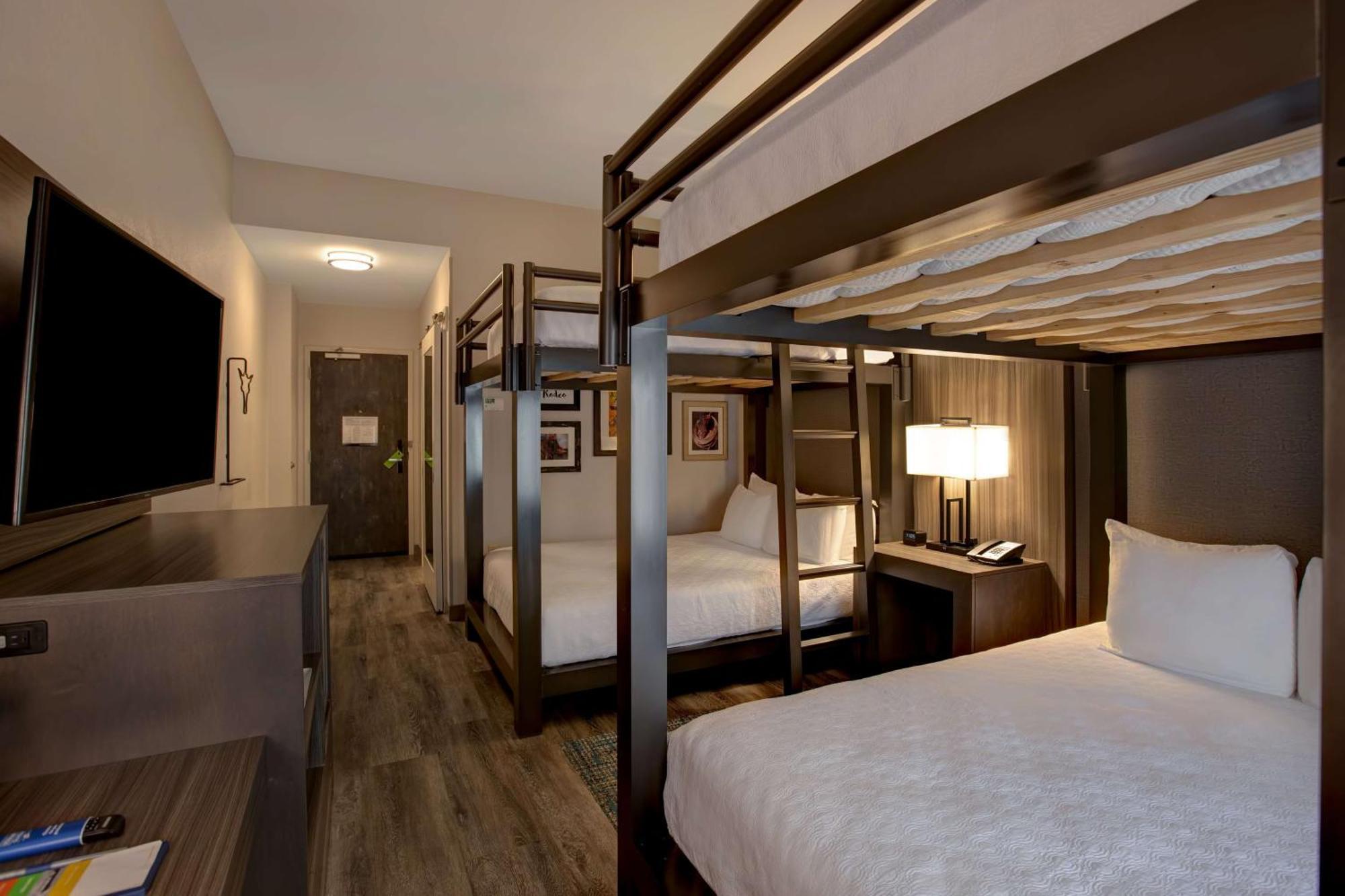 Queen Room with Bunk Bed