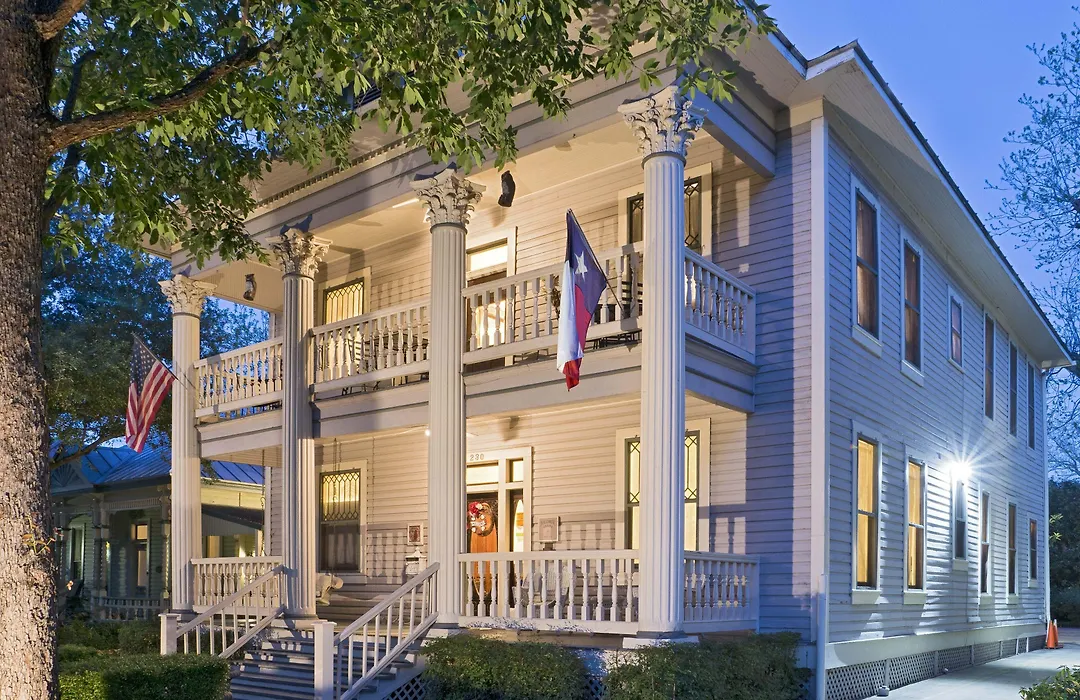 Brackenridge House Bed And Breakfast-1