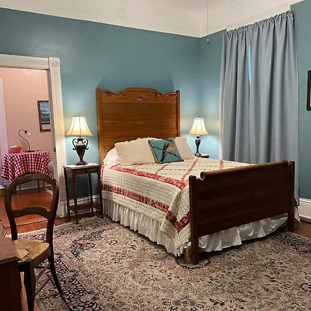 Brackenridge House Bed And Breakfast-2